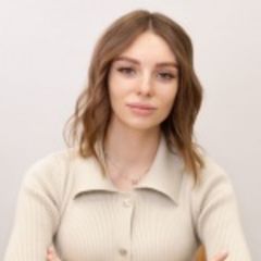 Довжик Алёна