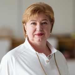 Лебедева Наталья