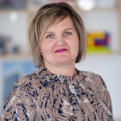 Белоусова Елена