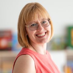 Константинова Елена